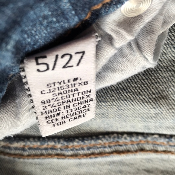 Distressed High Rise Jeans - Picture 5 of 6